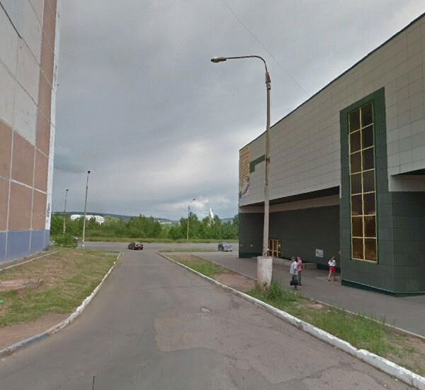 Банкомат Сбербанка России по адресу ул. Маршала Жукова,  7